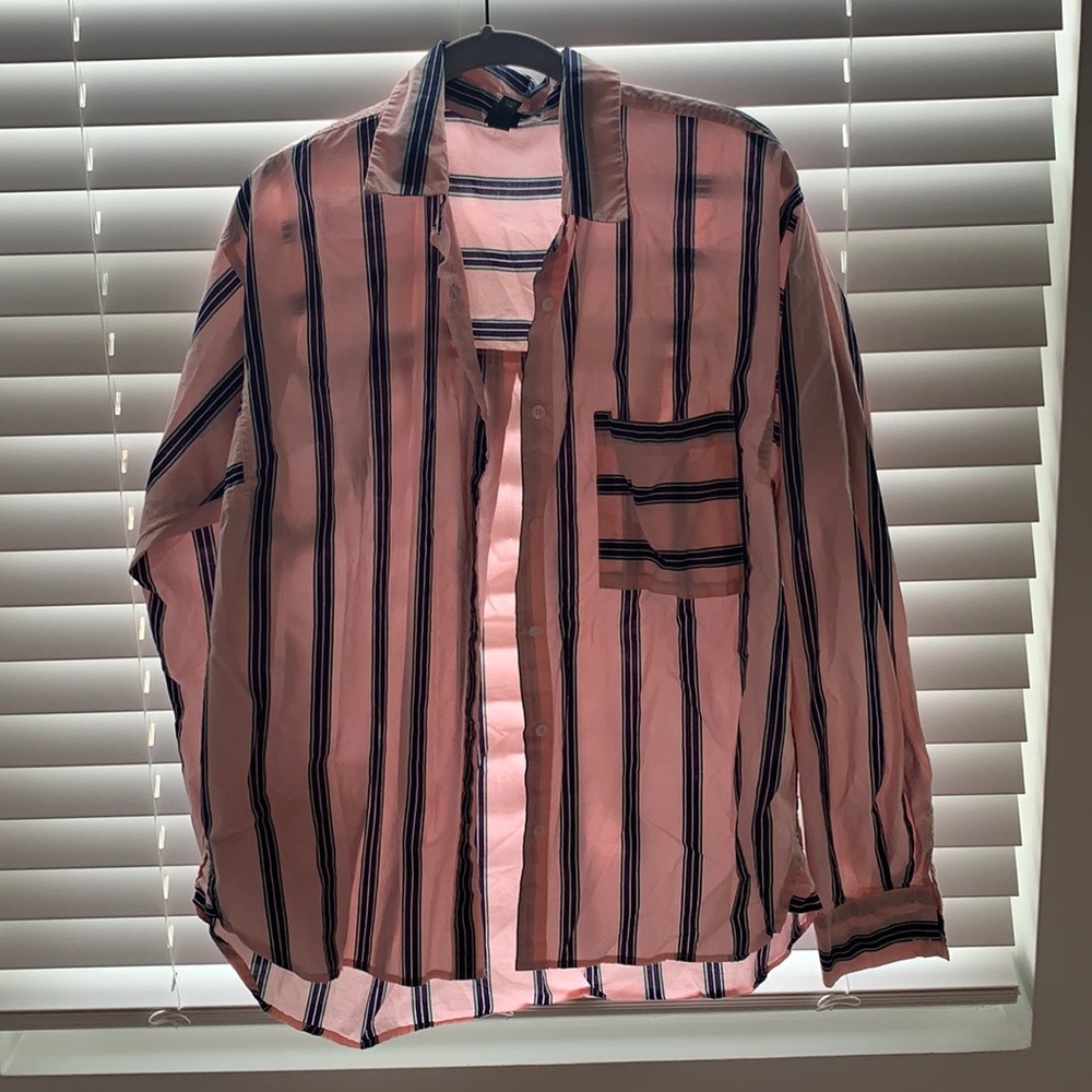 Women’s button down